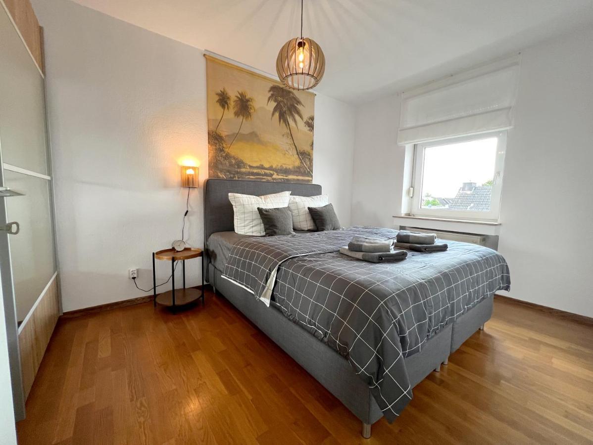 Apartment Beautiful 2-room With Balkony In *